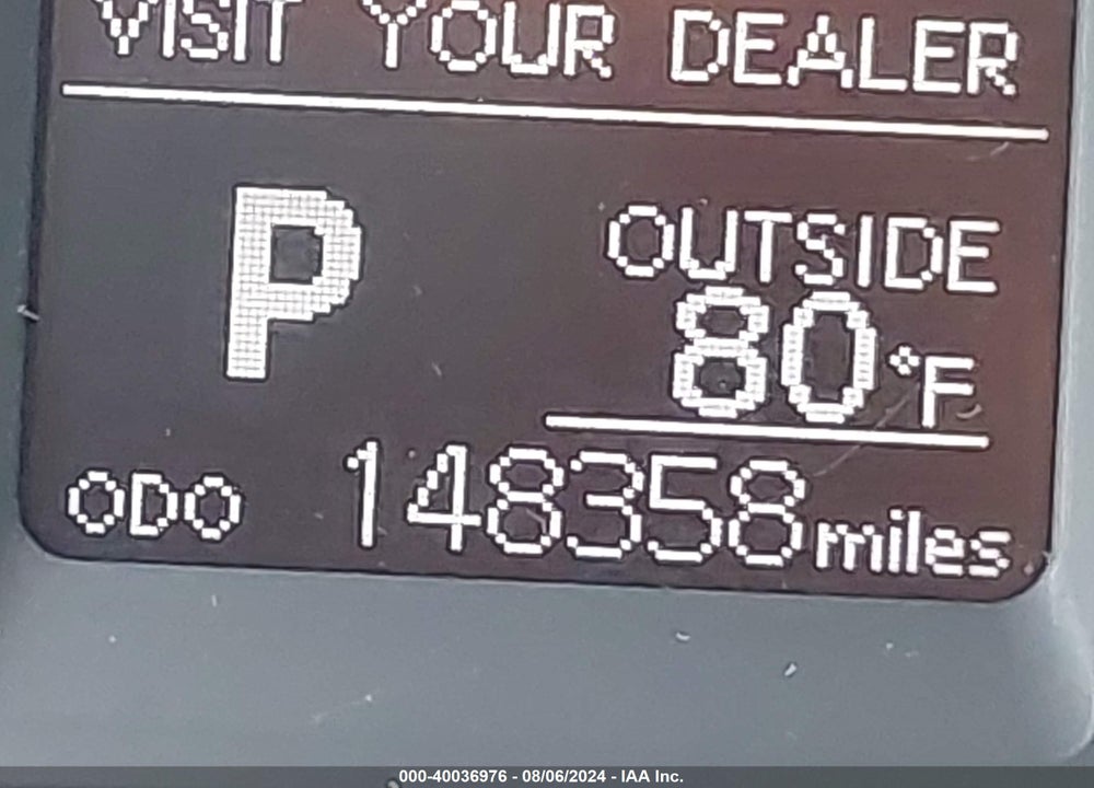 2017 TOYOTA COROLLA LE VIN: 2T1BURHE6HC840058
