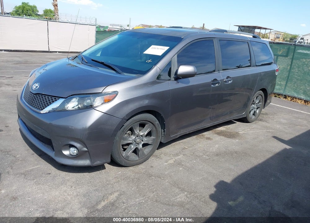 2012 TOYOTA SIENNA SE 8 PASSENGER VIN: 5TDXK3DC6CS228195