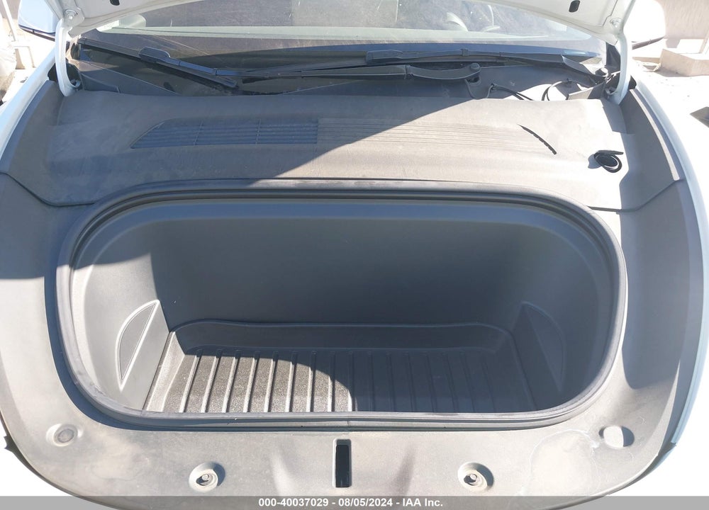 2021 TESLA MODEL Y VIN: 5YJYGDEEXMF204161