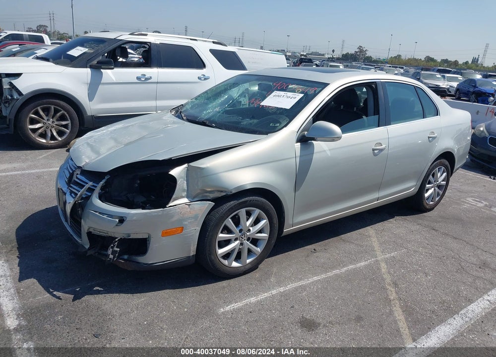 2010 VOLKSWAGEN JETTA SE VIN: 3VWRZ7AJ0AM046579