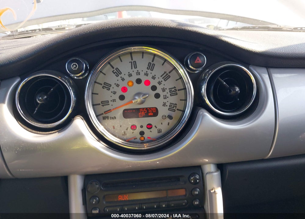 2006 MINI COOPER VIN: WMWRF33516TG16067