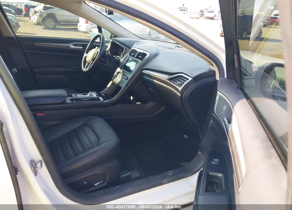 2017 FORD FUSION SE VIN: 3FA6P0T90HR277989