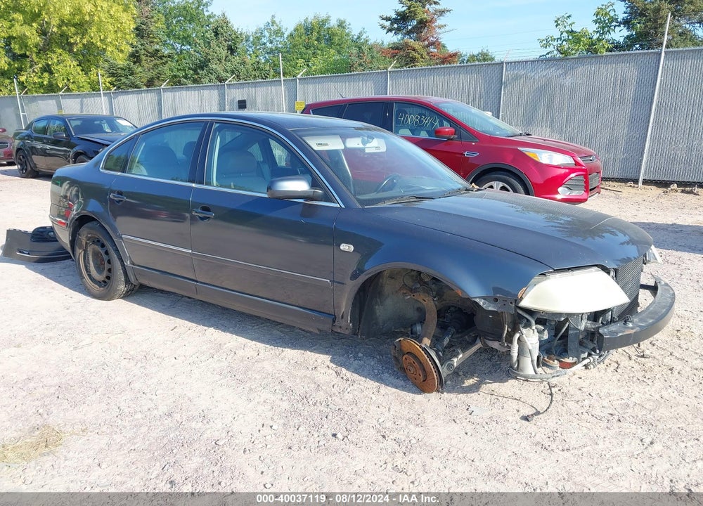 2002 VOLKSWAGEN PASSAT GLX VIN: WVWTH63B12P016384