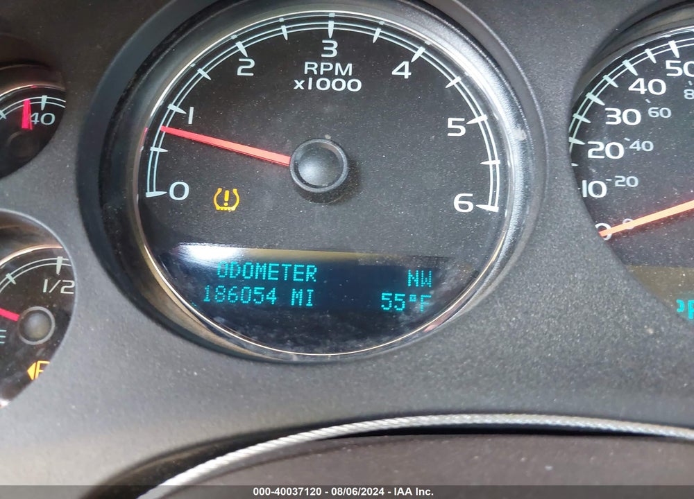 2009 CHEVROLET TAHOE LT2 VIN: 1GNEC233X9R231213