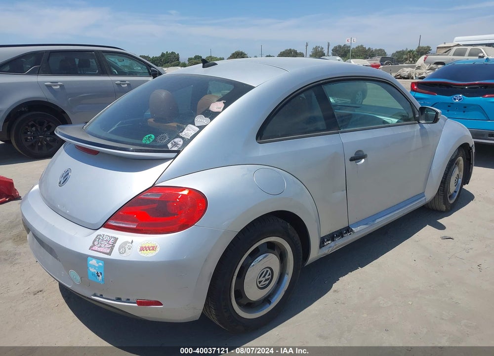2015 VOLKSWAGEN BEETLE 1.8T CLASSIC VIN: 3VWF17AT9FM603542