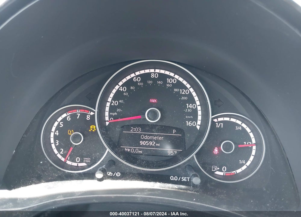 2015 VOLKSWAGEN BEETLE 1.8T CLASSIC VIN: 3VWF17AT9FM603542