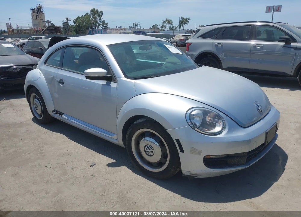 2015 VOLKSWAGEN BEETLE 1.8T CLASSIC VIN: 3VWF17AT9FM603542