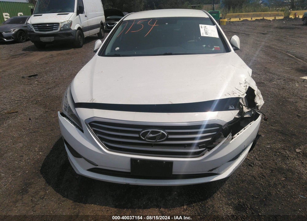 2016 HYUNDAI SONATA VIN: 5NPE24AF6GH302996