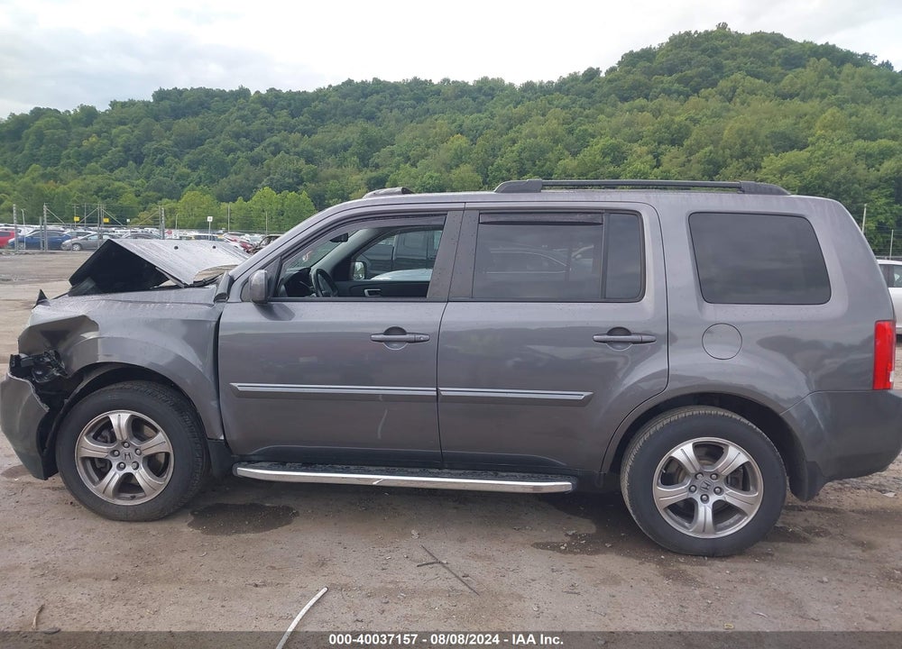 2015 HONDA PILOT EX-L VIN: 5FNYF4H75FB059999