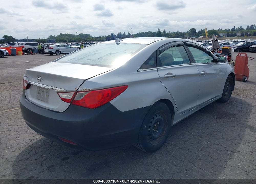 2012 HYUNDAI SONATA GLS VIN: 5NPEB4AC2CH420589