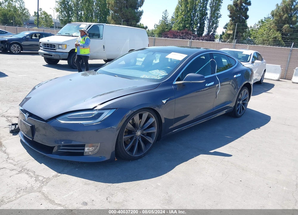 2018 TESLA MODEL S 100D/75D/P100D VIN: 5YJSA1E24JF297220