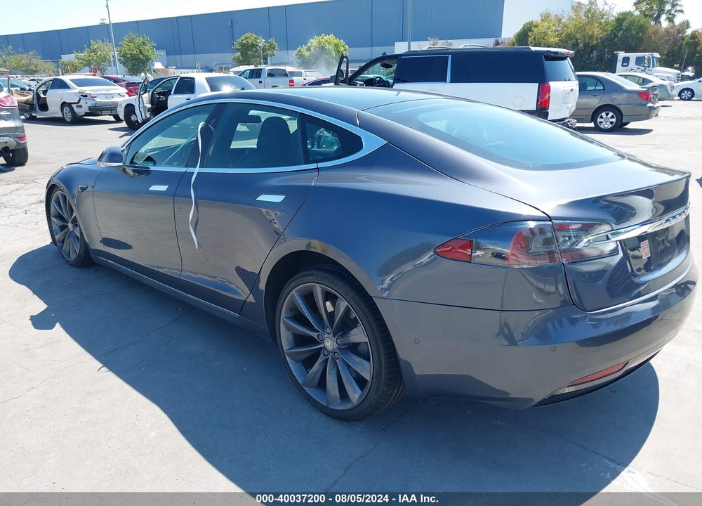 2018 TESLA MODEL S 100D/75D/P100D VIN: 5YJSA1E24JF297220