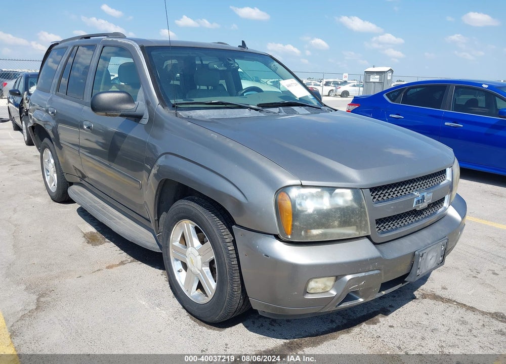 2008 CHEVROLET TRAILBLAZER LT VIN: 1GNDT13S382113539
