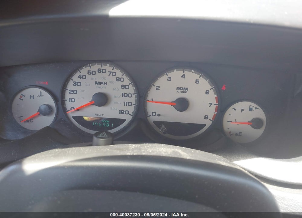 2004 DODGE NEON SXT VIN: 1B3ES56CX4D545038