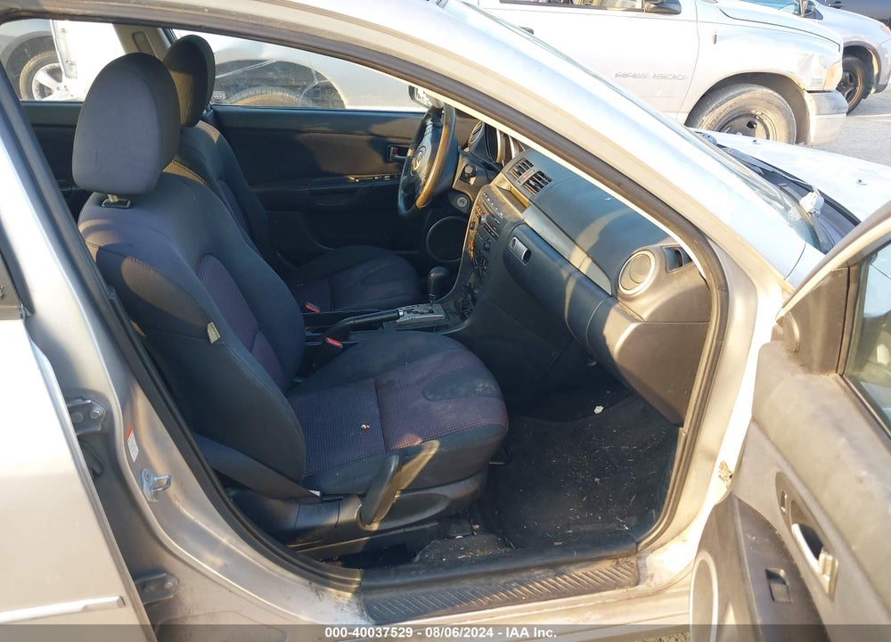 2006 MAZDA 3 S TOURING VIN: JM1BK323261511322