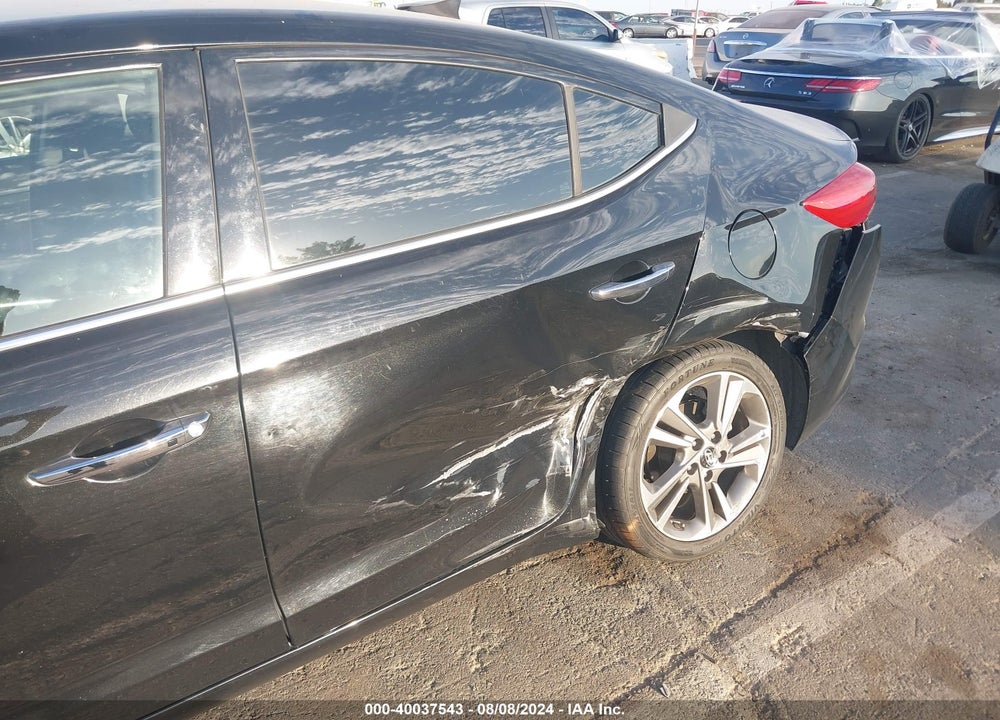2017 HYUNDAI ELANTRA LIMITED VIN: 5NPD84LFXHH060495
