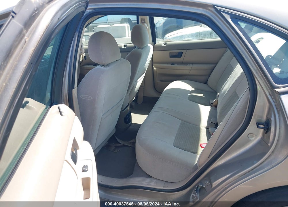 2005 FORD TAURUS SE VIN: 1FAHP53225A247570