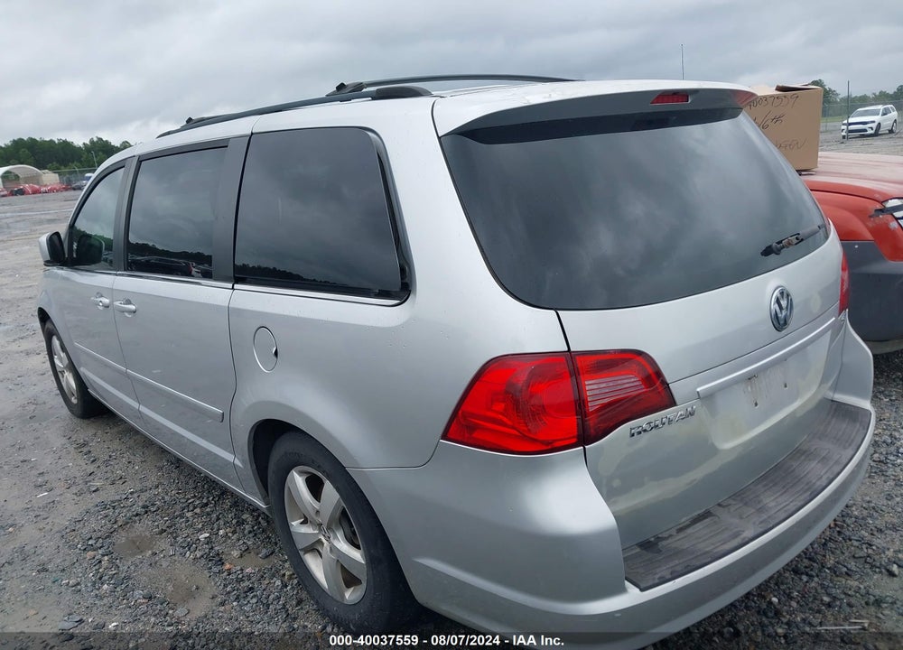 2009 VOLKSWAGEN ROUTAN VIN: 2V8HW34179R501805