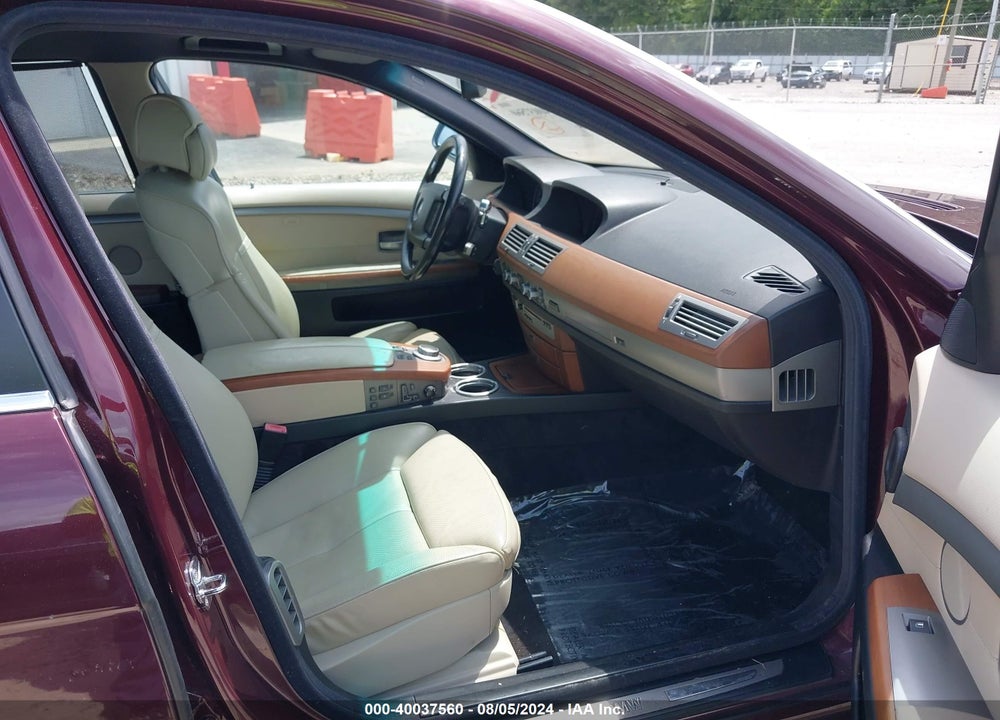 2006 BMW 750LI VIN: WBAHN83596DT63938