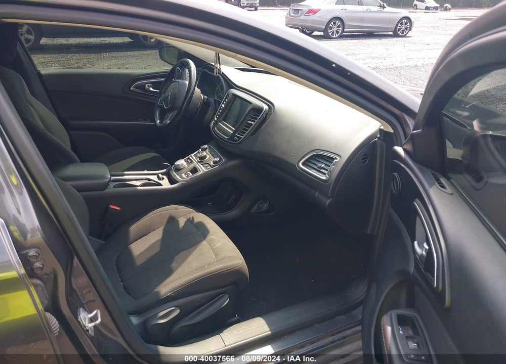 2015 CHRYSLER 200 LIMITED VIN: 1C3CCCAB6FN711143