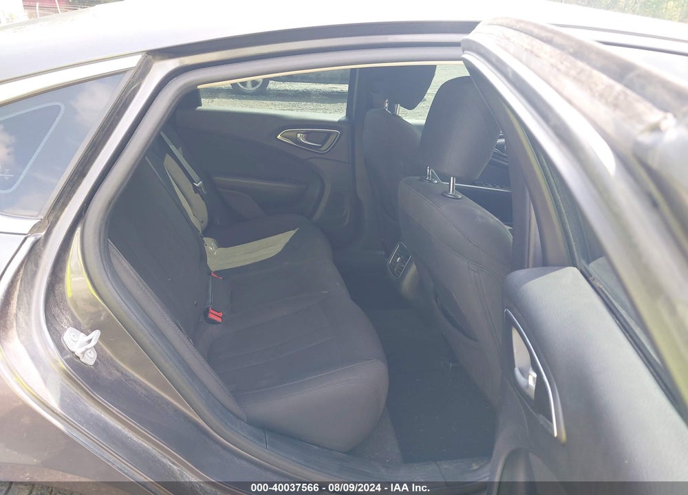 2015 CHRYSLER 200 LIMITED VIN: 1C3CCCAB6FN711143