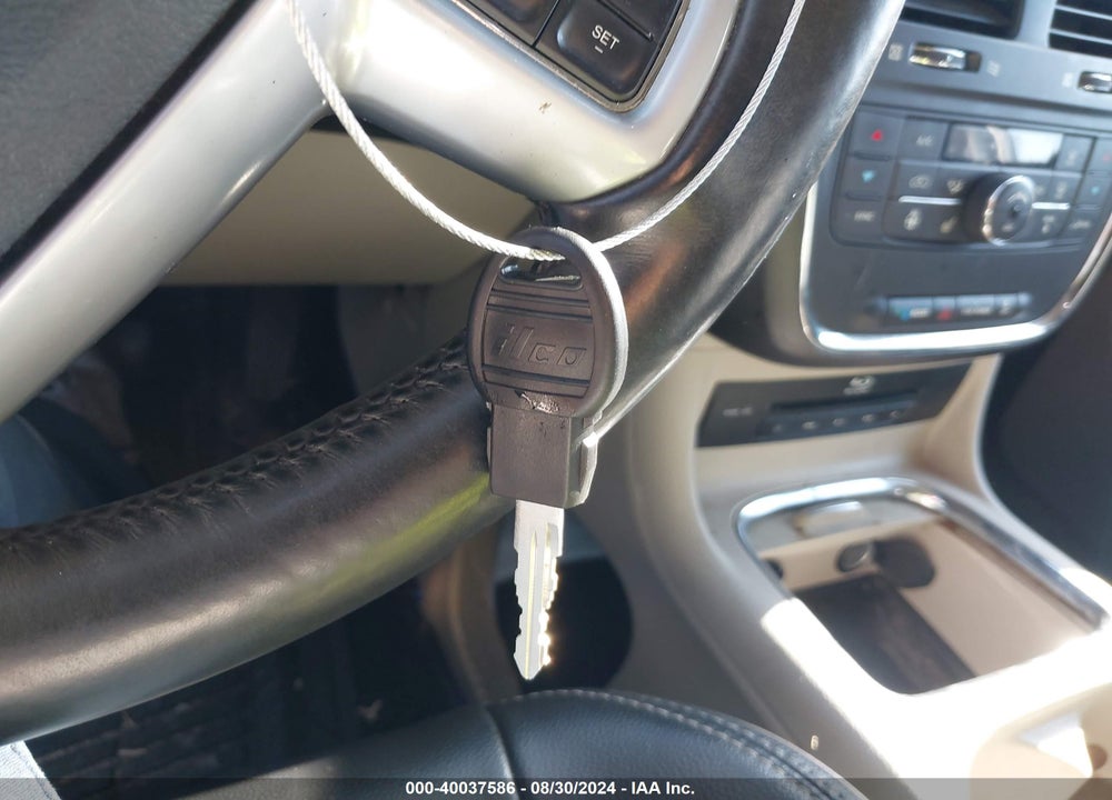 2014 CHRYSLER TOWN & COUNTRY TOURING-L VIN: 2C4RC1CG1ER176257