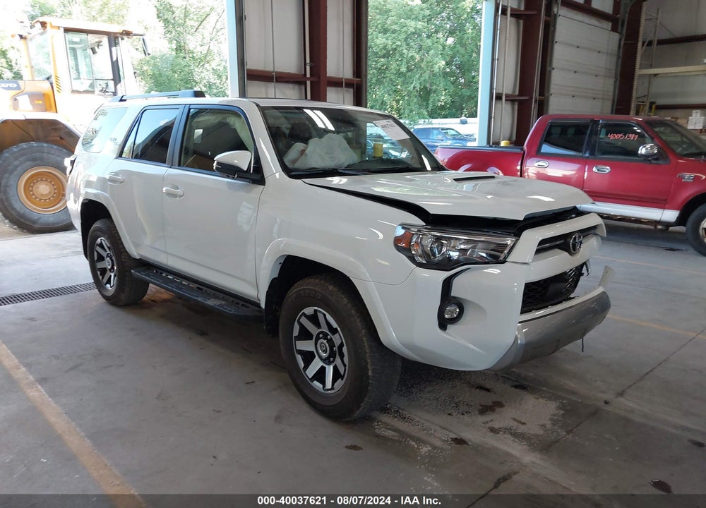 2024 TOYOTA 4RUNNER TRD OFF ROAD PREMIUM VIN: JTERU5JR9R6237176