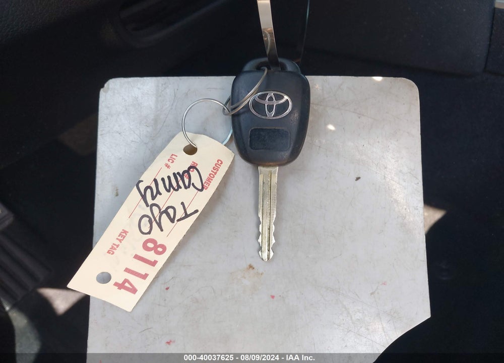 2014 TOYOTA CAMRY SE VIN: 4T1BF1FK2EU346827