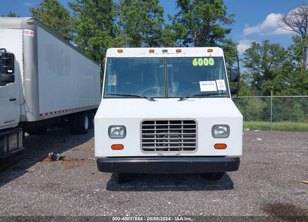 1996 GMC FORWARD CONTROL CHASSIS P3500 VIN: 1GDHP32R7T3500876