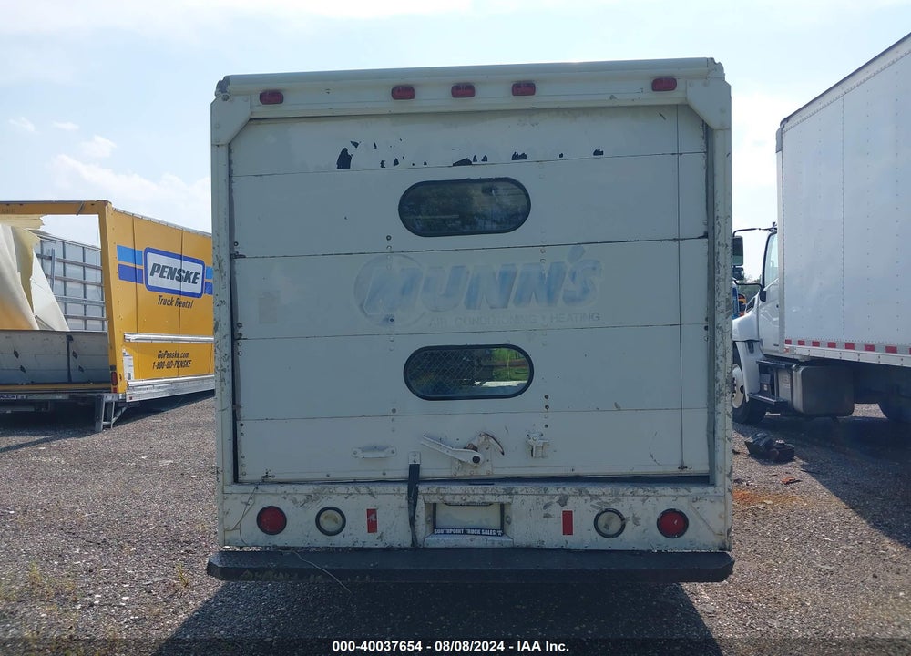 1996 GMC FORWARD CONTROL CHASSIS P3500 VIN: 1GDHP32R7T3500876