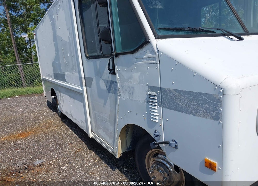 1996 GMC FORWARD CONTROL CHASSIS P3500 VIN: 1GDHP32R7T3500876