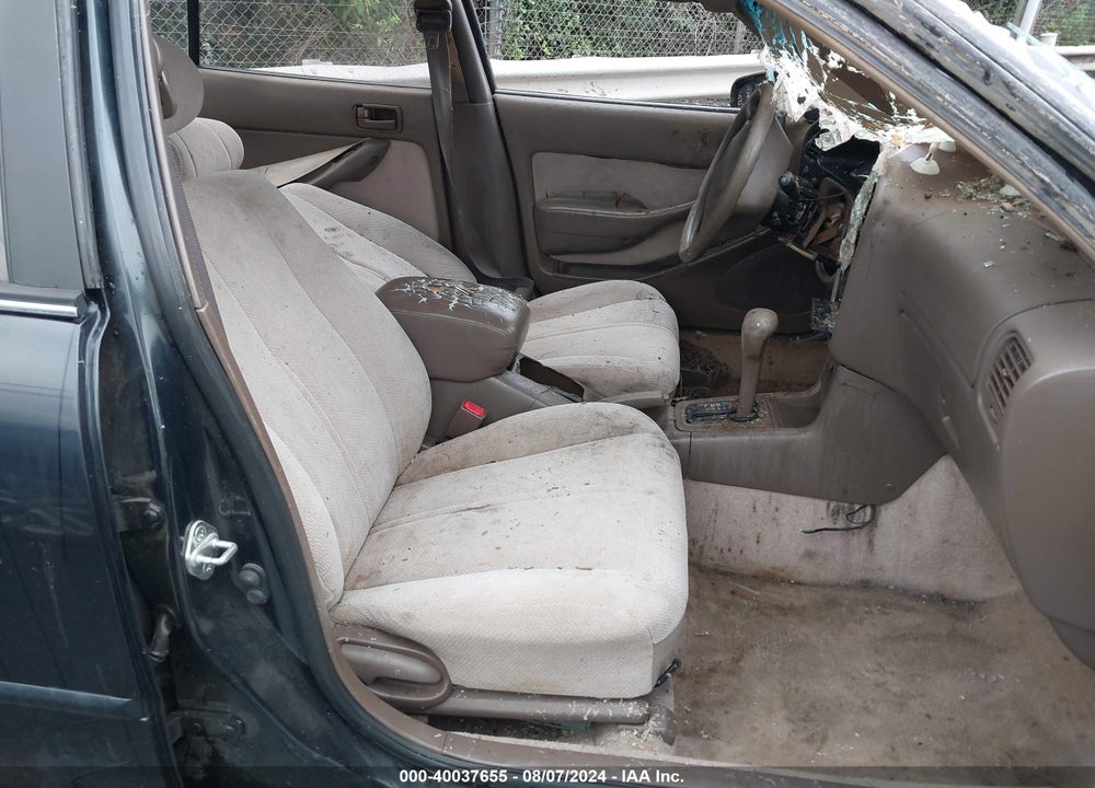 1995 TOYOTA CAMRY LE VIN: 4T1SK12E3SU898098