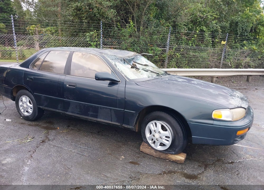 1995 TOYOTA CAMRY LE VIN: 4T1SK12E3SU898098