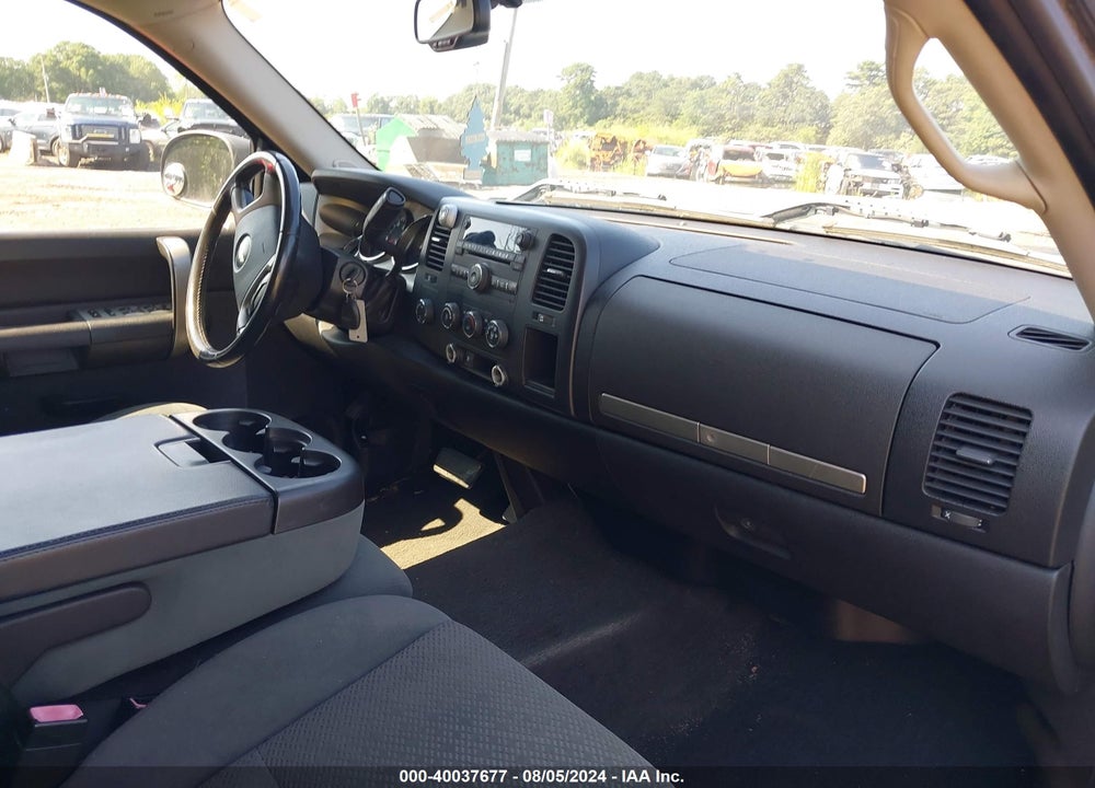 2007 CHEVROLET SILVERADO 1500 LT1 VIN: 2GCEK13MX71672943