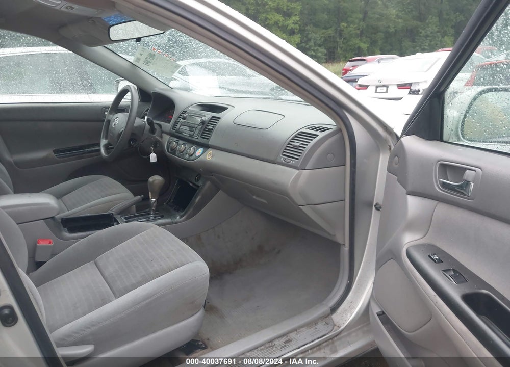 2005 TOYOTA CAMRY LE VIN: 4T1BE32K15U511223
