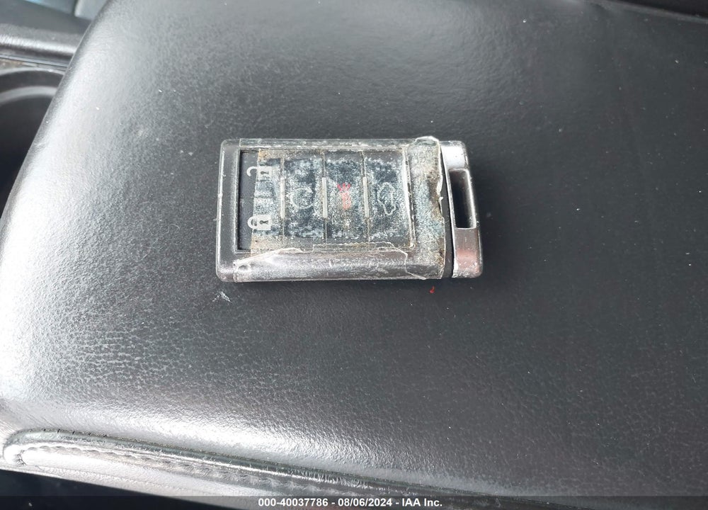 2008 CADILLAC STS V8 VIN: 1G6DZ67A180176496