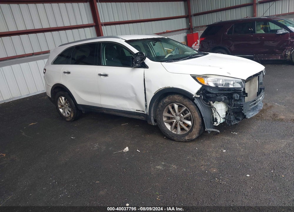 2016 KIA SORENTO 3.3L LX VIN: 5XYPGDA52GG012313