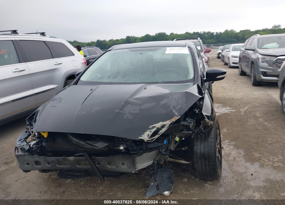 2017 FORD FOCUS SEL VIN: 1FADP3M27HL247462