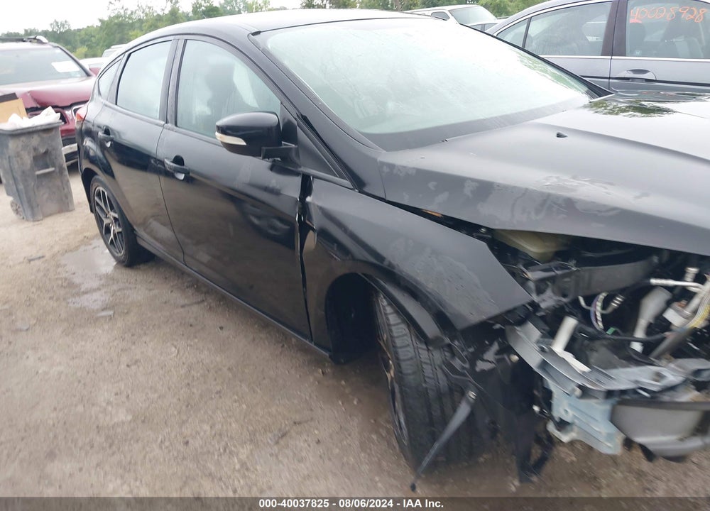 2017 FORD FOCUS SEL VIN: 1FADP3M27HL247462