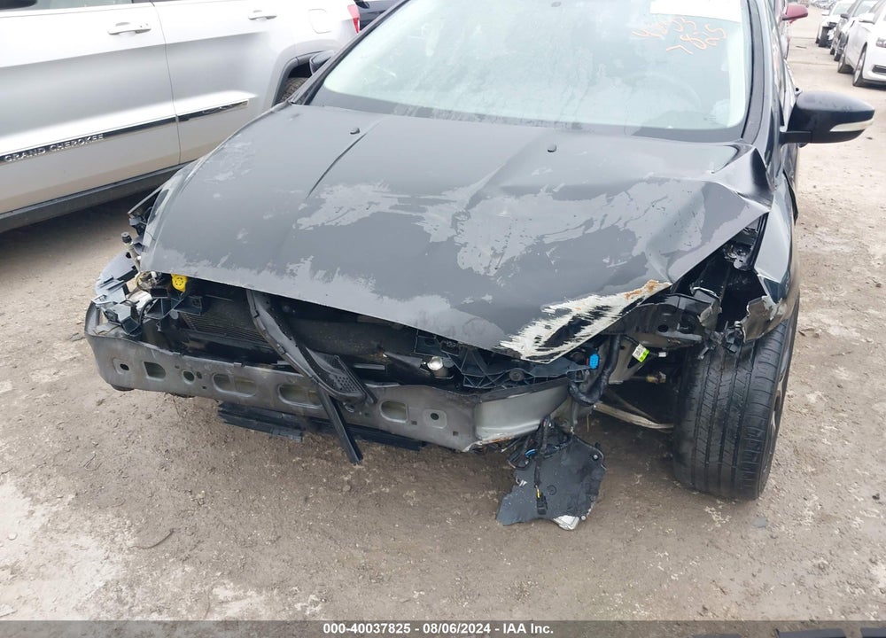 2017 FORD FOCUS SEL VIN: 1FADP3M27HL247462