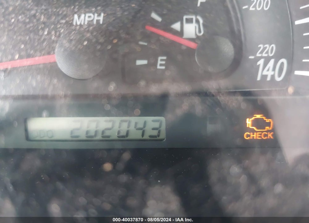 2003 TOYOTA CAMRY LE VIN: 4T1BE32K83U198040
