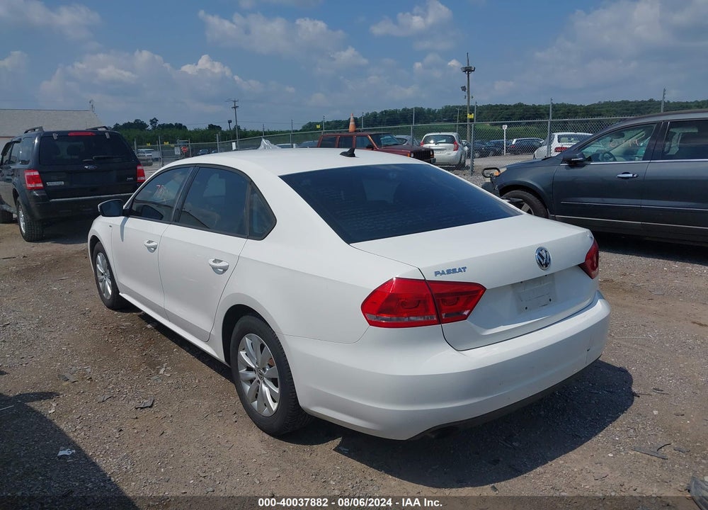 2014 VOLKSWAGEN PASSAT 1.8T WOLFSBURG EDITION VIN: 1VWAT7A37EC107062