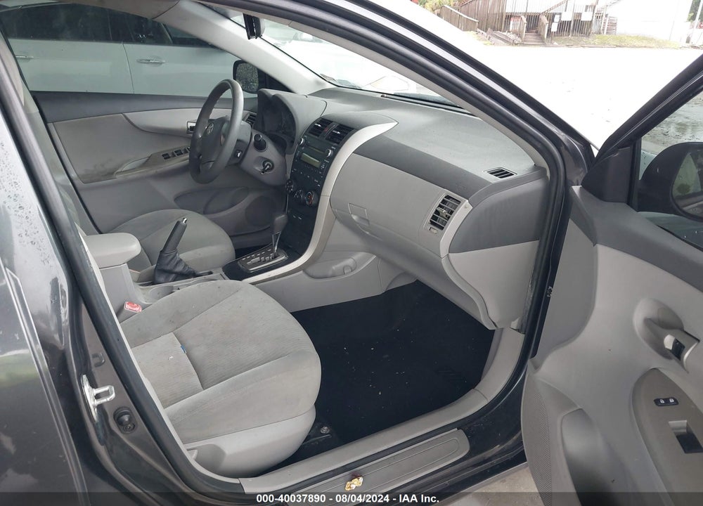 2010 TOYOTA COROLLA LE VIN: 1NXBU4EE3AZ170786