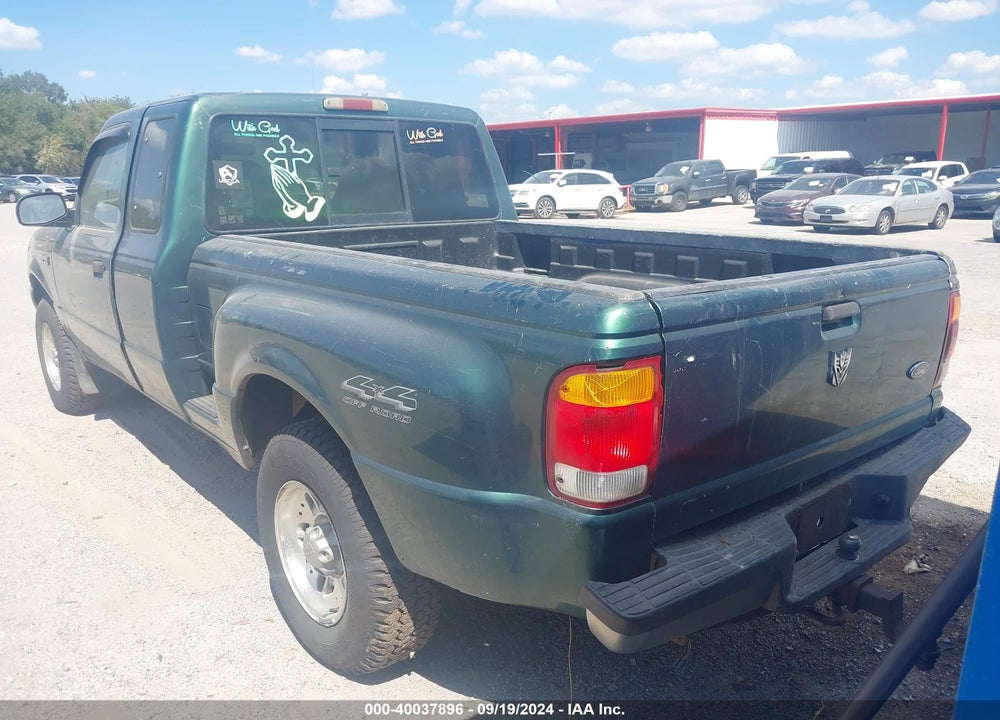 1999 FORD RANGER XLT VIN: 1FTZR15X5XPA84925