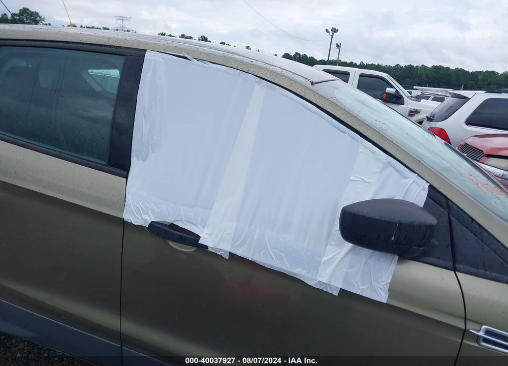 2013 FORD ESCAPE S VIN: 1FMCU0F70DUA83719