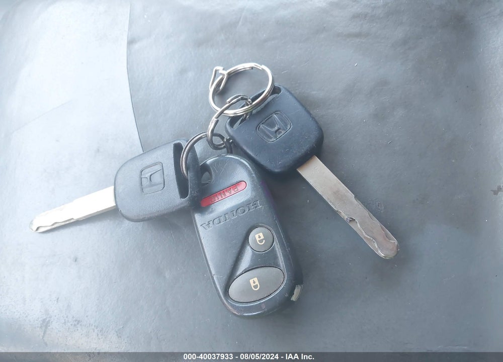 2004 HONDA PILOT EX-L VIN: 2HKYF18554H517729
