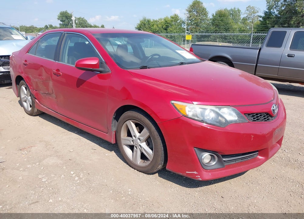 2014 TOYOTA CAMRY SE VIN: 4T1BF1FK9EU817386