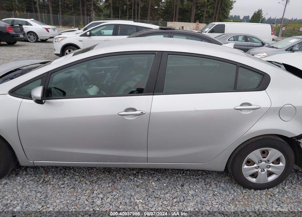 2014 KIA FORTE VIN: KNAFK4A65E5191131