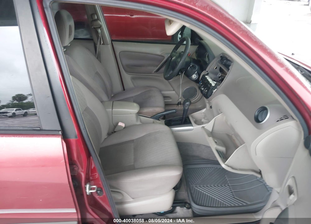 2004 TOYOTA RAV4 VIN: JTEGD20V240029415
