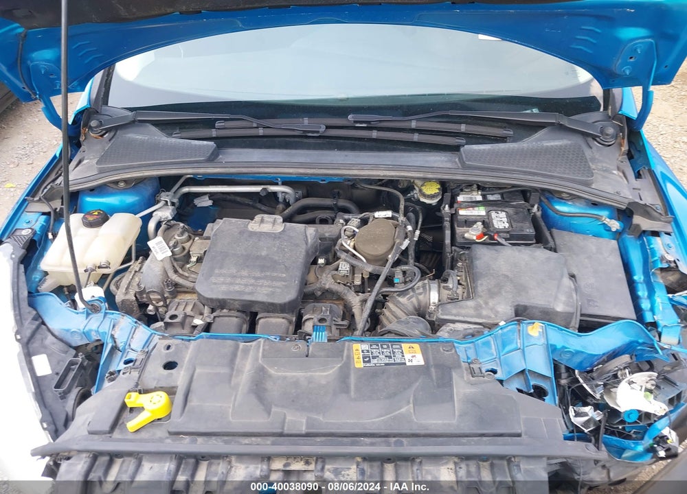 2015 FORD FOCUS SE VIN: 1FADP3F25FL274931